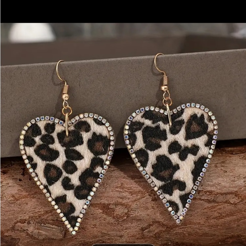 Heart Shape Leopard Pattern Shiny Zircon Decor Dangle Earrings Style Western